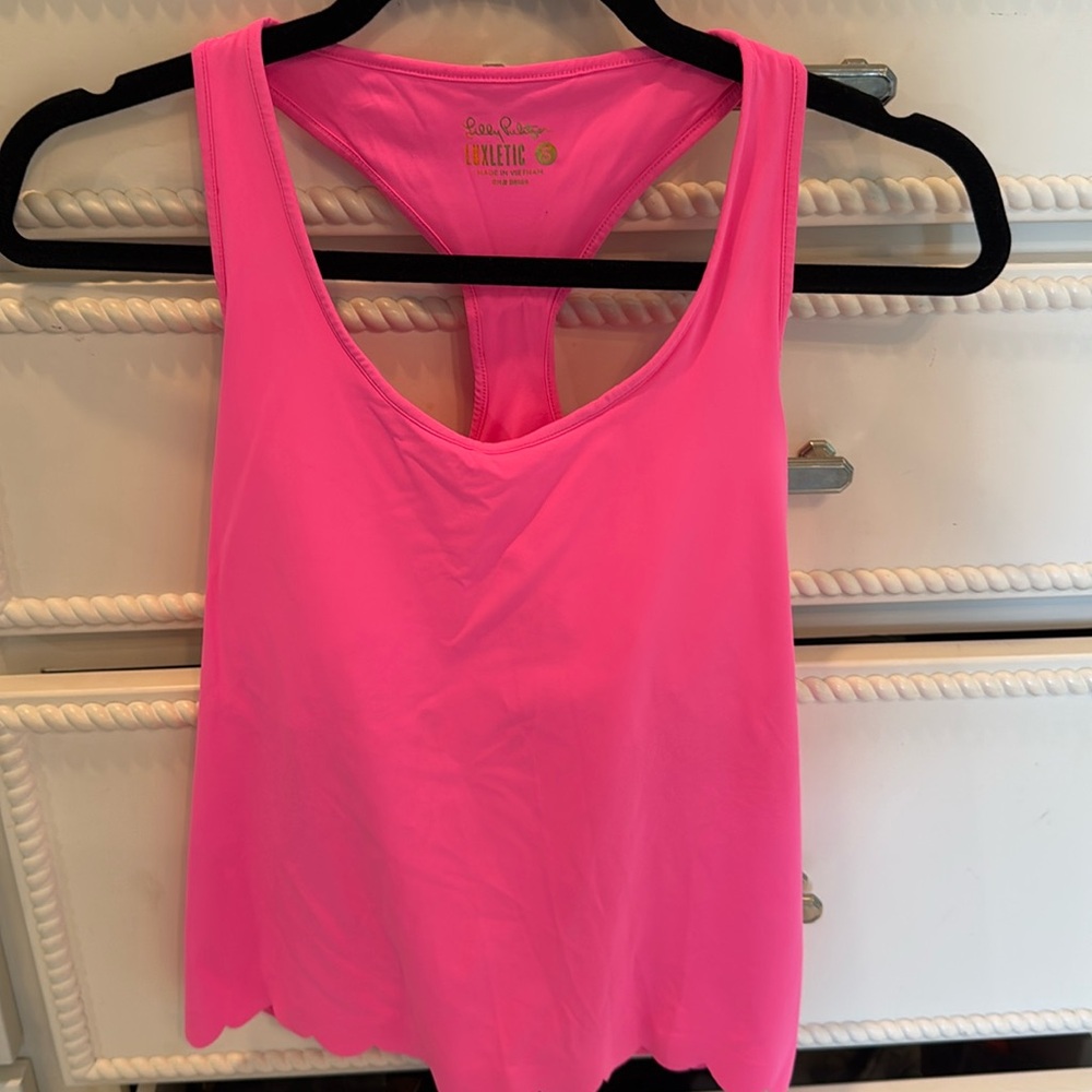 Lilly Pulitzer Luxletic small hot pink tank top ￼￼